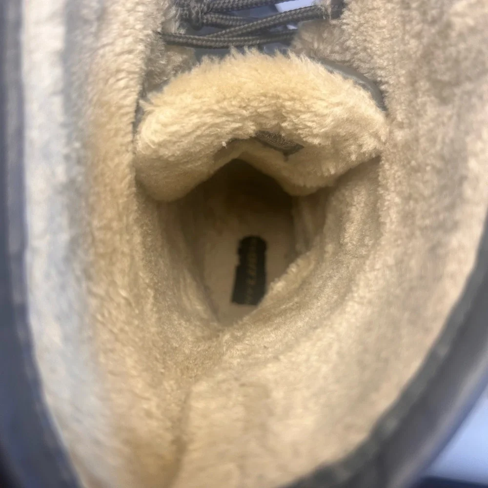 Lugz as scuff snow